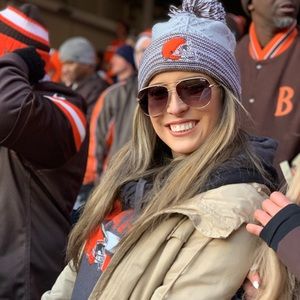 Meet your Posher, Kassandra